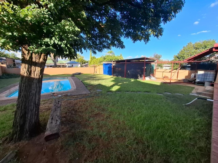 4 Bedroom Property for Sale in Uitsig Free State